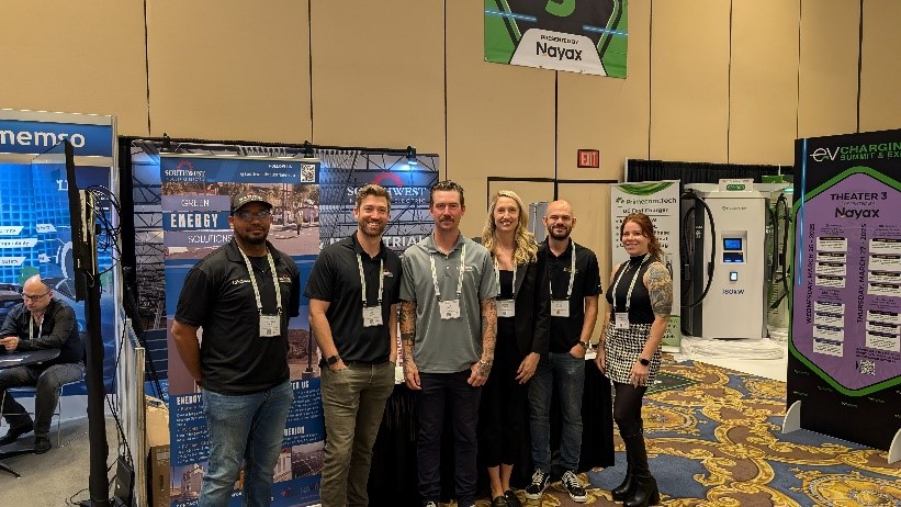 A group of people posing for a photo

AI-generated content may be incorrect., Picture